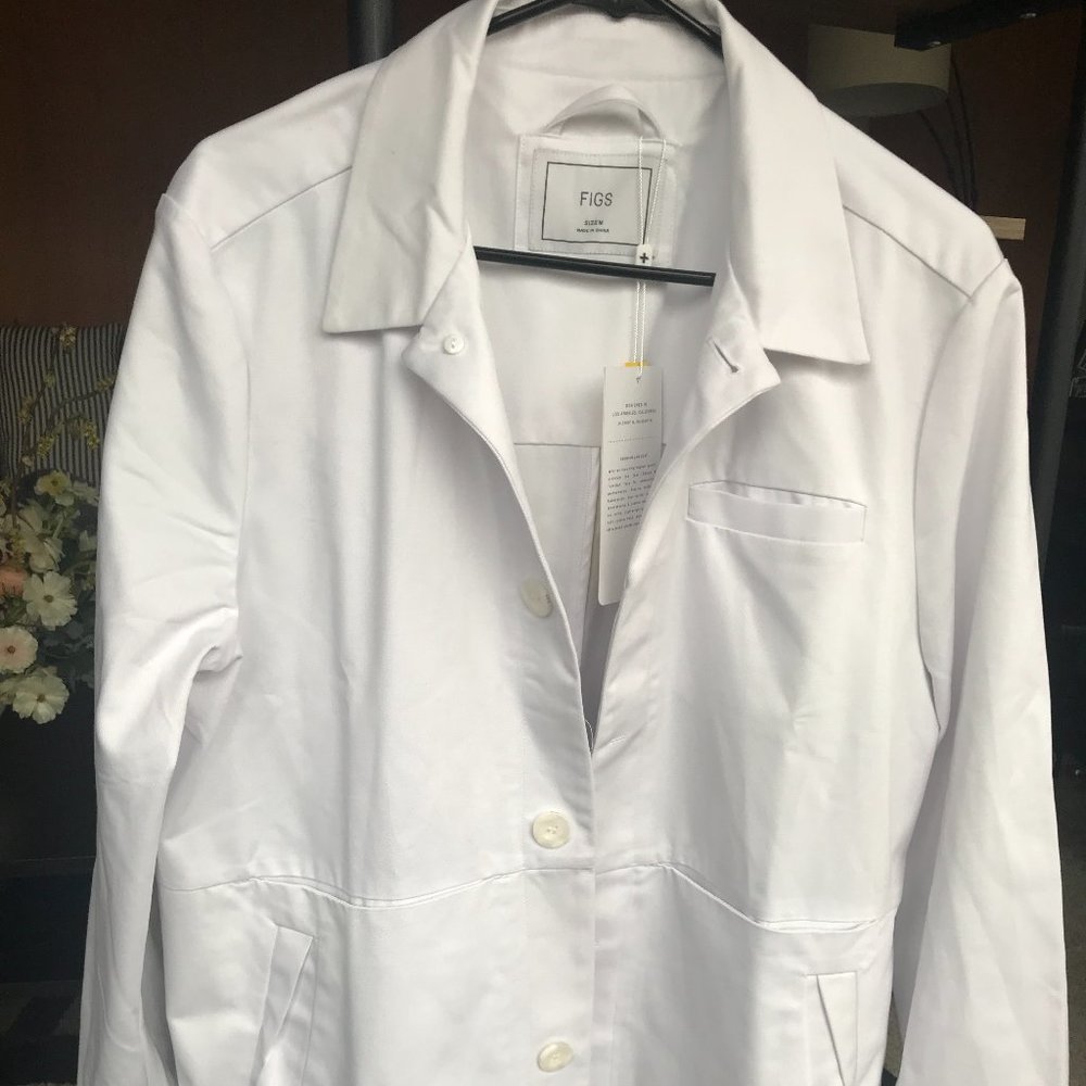 Figs white coat, brand new with tags, never worn